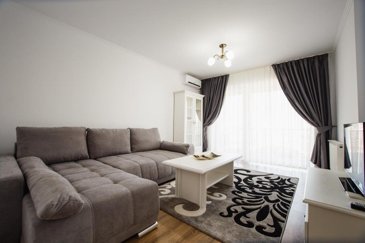 Bright & Elegant Central Apartment 오라데아 외부 사진